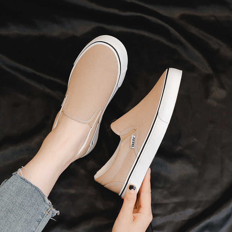 Vans Unisex Classic Slip-On Checkerboard Low Top Shoe