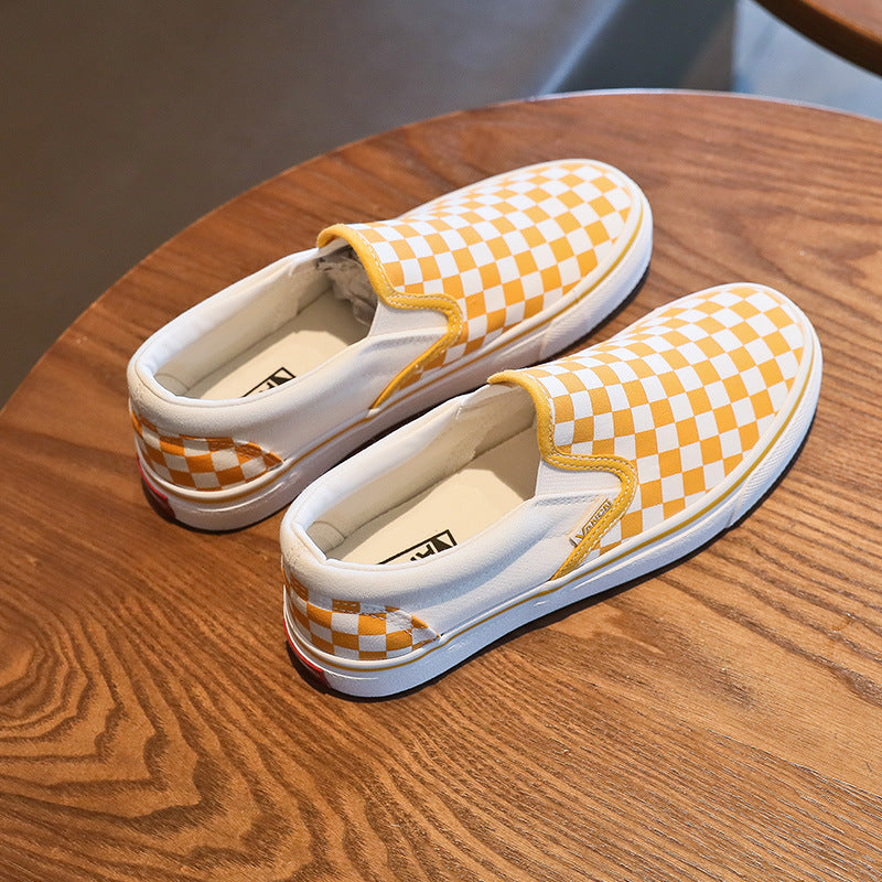 Vans Unisex Classic Slip-On Checkerboard Low Top Shoe