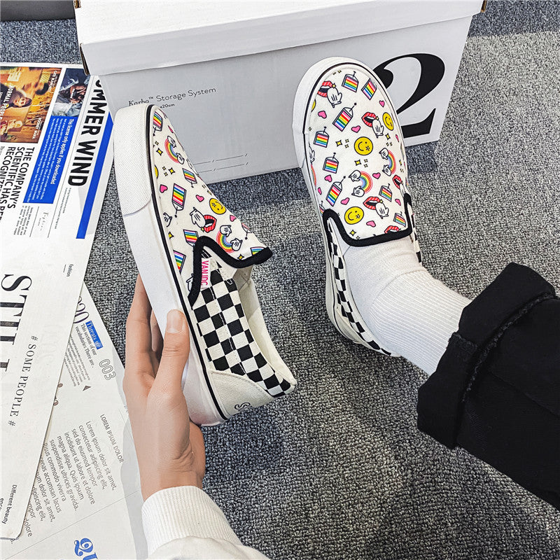 Vans Unisex Classic Slip-On Checkerboard Low Top Shoe