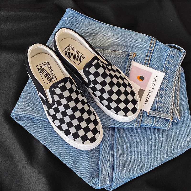 Vans Unisex Classic Slip-On Checkerboard Low Top Shoe